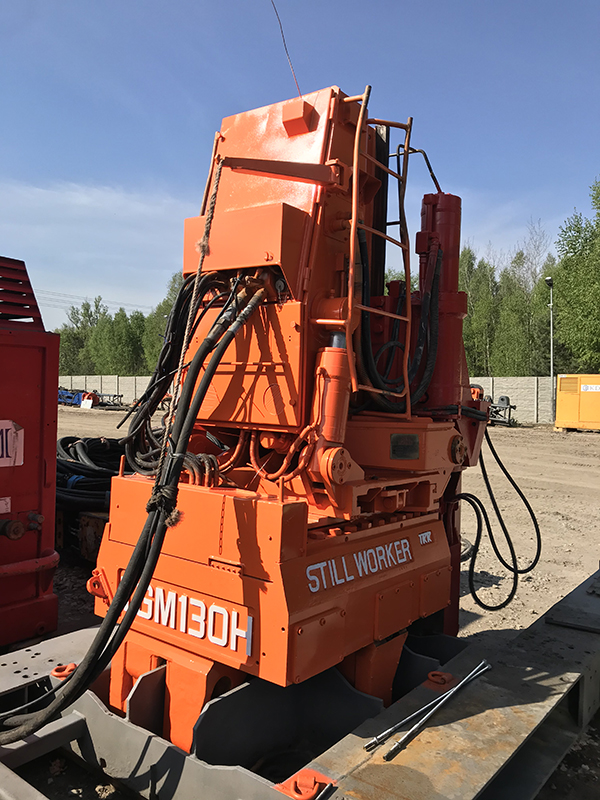 Used pile press TGM130H – steel sheet piles