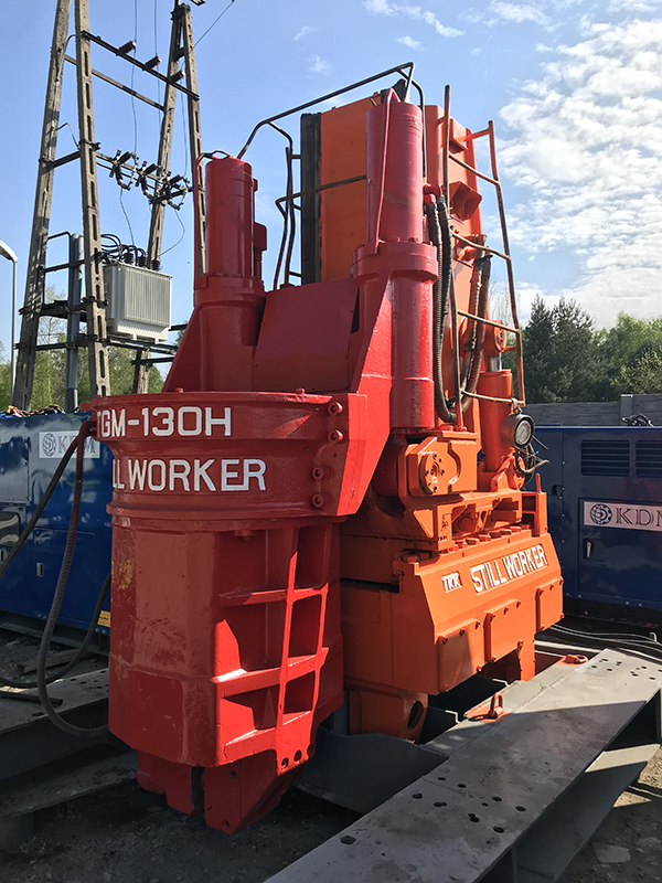 Used pile press TGM130H – steel sheet piles