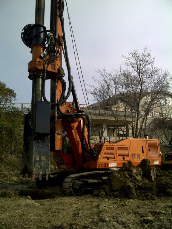 New piling / drilling rig Tescar CF8 DW
