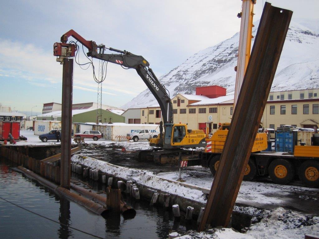 Vibro hammer OVR 40S excavator mounted