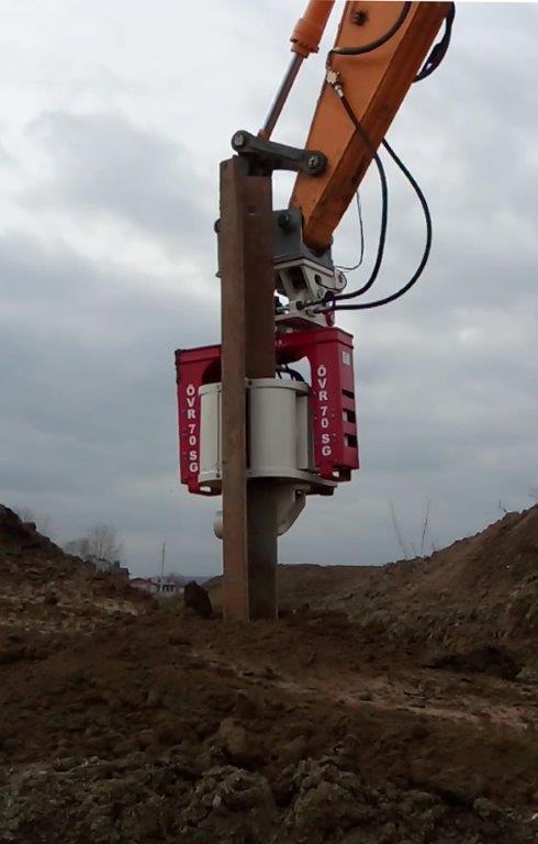 Used vibro hammer OVR 70SG to work on a crane